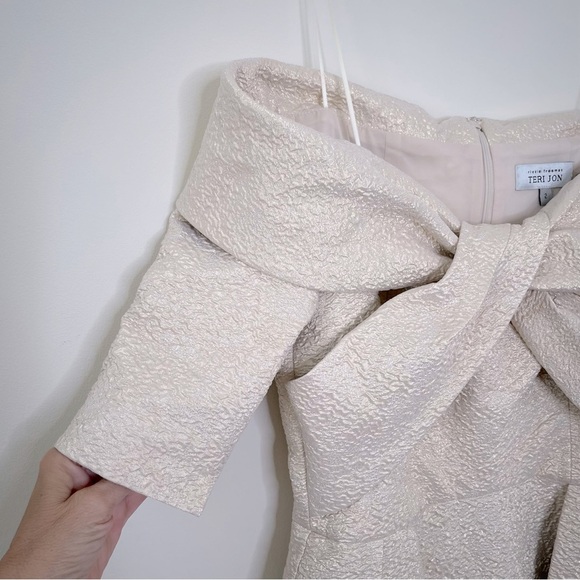 Rickie Freeman Teri Jon METALLIC JACQUARD OFF THE SHOULDER  PLEATED DRESS - Picture 9 of 15